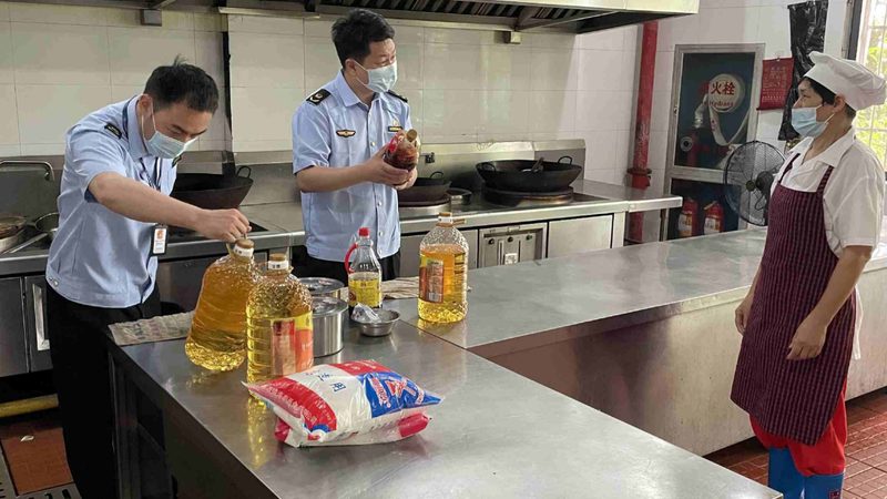 食品代加工与OEM：深度解析二者的优缺点**